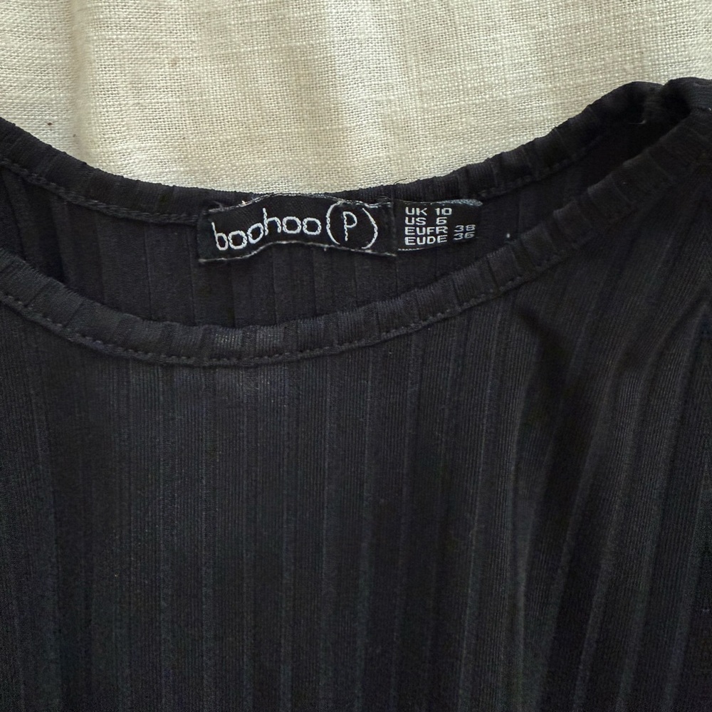 Boohoo Black Ribbed Dress - Picture 3 of 3